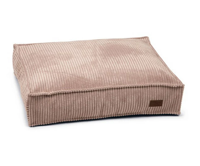 Designed By Lotte Ligkussen Ribbed Roze 3 Designed By Lotte Ligkussen Ribbed Roze